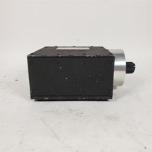 Load image into Gallery viewer, Telonic TTF750-5-3EE Manually Tuned Bandpass Filter .5-1 GHz (500-1000 MHz)