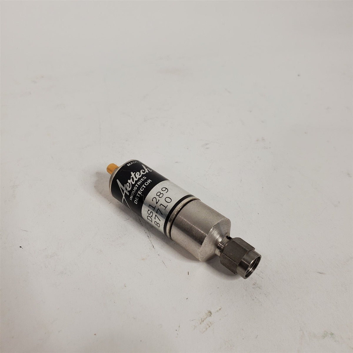 TRW / Aertech DS1289 Crystal Detector, 10 MHz-18 GHz, SMA(m)/SMC(m ...