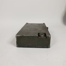 Load image into Gallery viewer, RT-976A/PRC-75 Receiver Transmitter Radio RF Out Fluctuates Rx Insensitive AS-IS