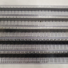 Load image into Gallery viewer, Fairchild LM317 Linear Voltage Regulator IC NOS 1999 250 pcs Lot