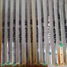 Load image into Gallery viewer, Huge Lot of 1000+ pcs NOS IC Chips Motorola, National Semi, Fairchild...