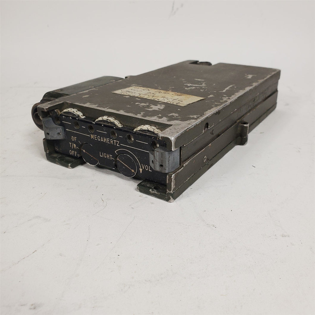 RT-976A/PRC-75 Receiver Transmitter Radio w/UG-1844/PRC-75 OK - Untested - AS-IS