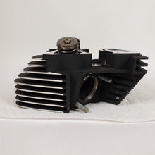 Load image into Gallery viewer, 99-06 Harley Davidson Twin Cam Cylinder Heads Exceptional Cond 16723-99 16725-99