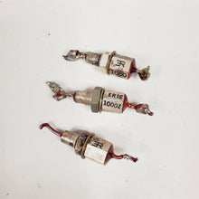 Load image into Gallery viewer, Fixed Inline Ceramic Capacitors[3] 1000PF Collins 30S-1 Amp Erie 327-029X5T0102Z