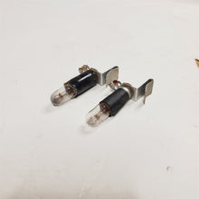 Load image into Gallery viewer, Lamp Lampholder [2] DS201 DS203 for Collins 30S-1 Amp MS15571-2 262-3240-000