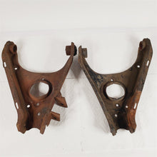 Load image into Gallery viewer, Original Lower Control Arms LH &amp; RH for Sunbeam Tiger &amp; Alpine