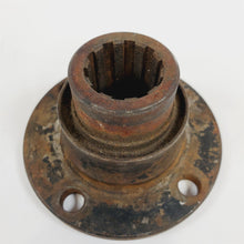 Load image into Gallery viewer, Original Sunbeam Tiger &amp; Alpine Pinion Flange Coarse Spline