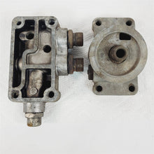 Load image into Gallery viewer, Original Sunbeam Alpine Twist On Oil Filter Housing Parts w/ Late Style OPRV