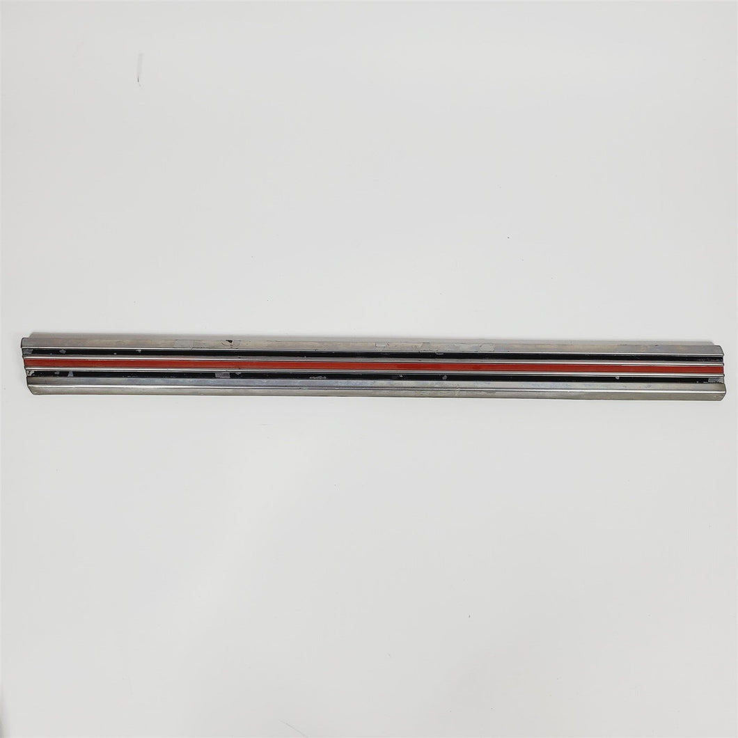 66 1966 Buick Wildcat GS RH Rear Quarter Panel Front Moulding Before Wheel Well