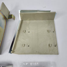 Load image into Gallery viewer, Vintage Original TRS-80 Model III/4 Dual Floppy Drive Housing Plastic