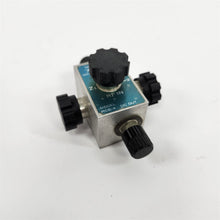 Load image into Gallery viewer, Texscan RCB-4 Reflection Coefficient Bridge (50 Ohm)