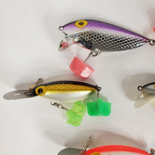 Load image into Gallery viewer, Fishing Lure Lot 4 Crankbaits Luhr Jensen Scale Deep Divers