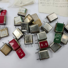 Load image into Gallery viewer, Large Lot Vintage Quartz Radio Crystals - CR-65/U Military, HC-6, M-Tron - Ham Radio Parts