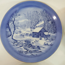 Load image into Gallery viewer, Set of 4 Currier &amp; Ives Winter Plates with hooks for hanging. Decorative