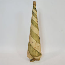 Load image into Gallery viewer, Conical Spiral Antenna 3385025-100 S/N 1 Wide-band Surveillance Antenna 1-4 GHz