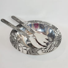 Load image into Gallery viewer, Wilton Armetale Tropical Garden Salad Bowl w/ Serving Fork &amp; Spoon PEWTER
