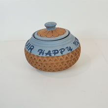 Load image into Gallery viewer, Vintage Y2K Necon Air Airlines Happy New Year 2000 Terra Cotta Jar smudged
