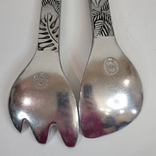 Load image into Gallery viewer, Wilton Armetale Tropical Garden Salad Bowl w/ Serving Fork &amp; Spoon PEWTER