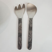 Load image into Gallery viewer, Wilton Armetale Tropical Garden Salad Bowl w/ Serving Fork &amp; Spoon PEWTER