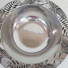 Load image into Gallery viewer, Wilton Armetale Tropical Garden Salad Bowl w/ Serving Fork &amp; Spoon PEWTER