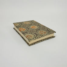 Load image into Gallery viewer, 18 Eighteen Arhats Luohan Chinese Fan-Fold Art Print Book 十八羅漢