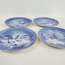 Load image into Gallery viewer, Set of 4 Currier &amp; Ives Winter Plates with hooks for hanging. Decorative