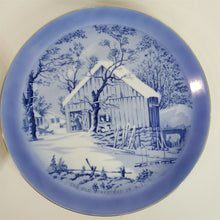 Load image into Gallery viewer, Set of 4 Currier &amp; Ives Winter Plates with hooks for hanging. Decorative
