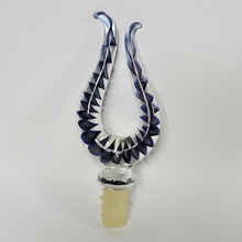 Load image into Gallery viewer, Payton Flameworks Harp with Swirls handblown glass bottle stopper