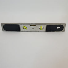 Load image into Gallery viewer, Vintage 9&quot; Magnetic Torpedo Level by Miller Falls model 190C