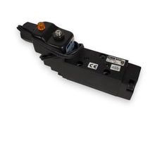 Load image into Gallery viewer, Pneumatic Valve 2-Position Single Solenoid Parker L7452110153 Valvair Sprint Ser