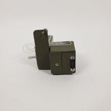Load image into Gallery viewer, RARE Voltage Regulator Power Supply Tester MX-8595 for AN/PRC-66B Radio