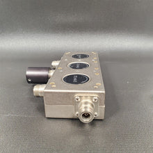 Load image into Gallery viewer, Circulator Isolator 949.50 MHz Celwave CT800-B