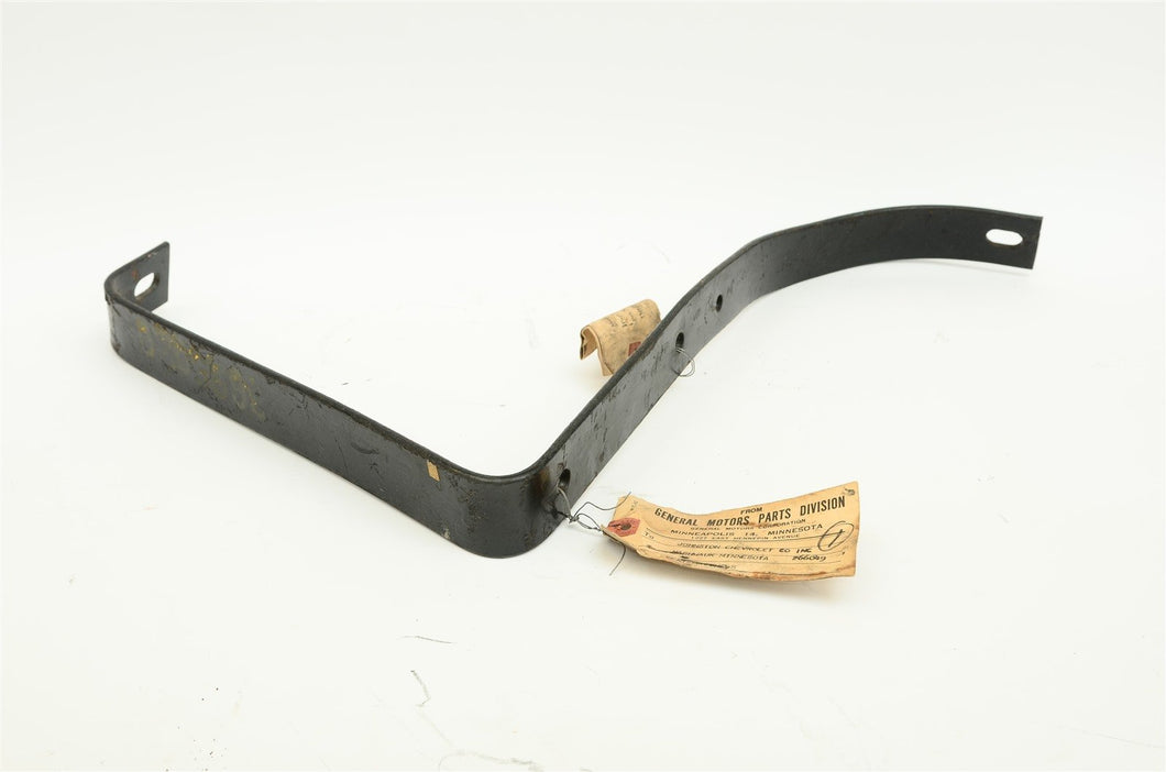 51 52 Chevy Bel Air Fleetline... RH Rear Inner Bumper Brace Bracket 3695020 NOS